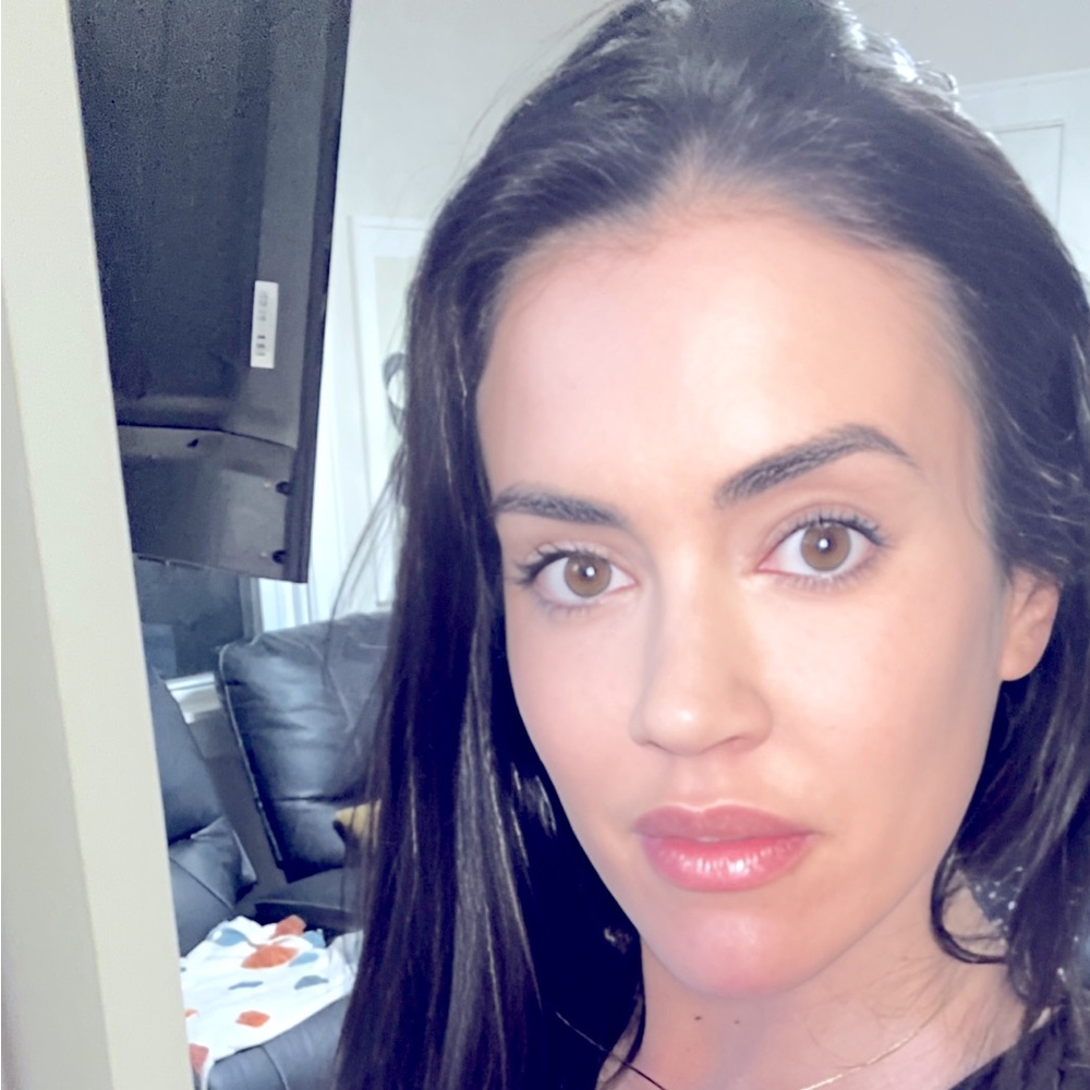 Meet your Posher, Tonya